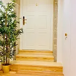 Appartement The Arch - Charming In The Historic Center *