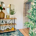 Appartement The Arch - Charming In The Historic Center *